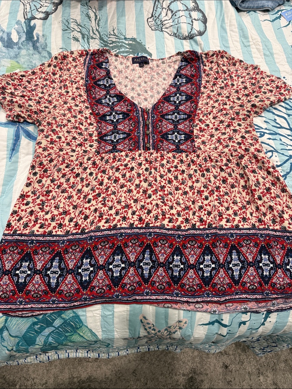 Aritzia Red, Navy and White Floral Boho V-Neck Tunic